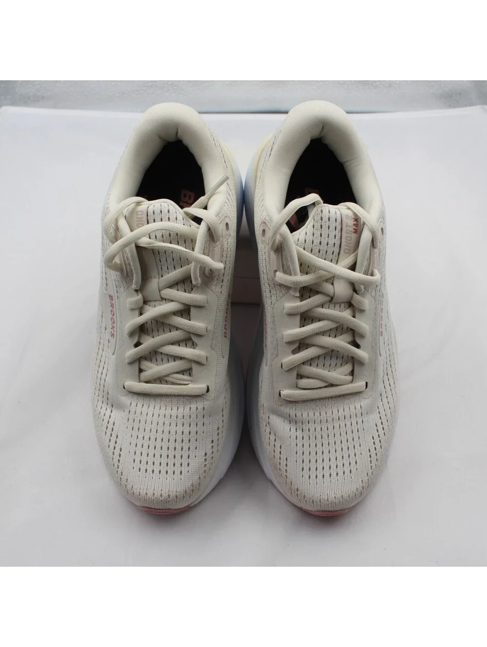 Ghost Max 2 Women Sz 8 Wide D Road Running Shoes Coconut Milk Gray Zephyr